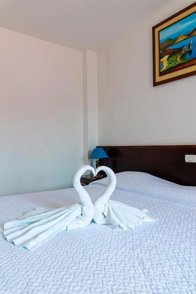 פורטו איורה Hotel Pelican Bay