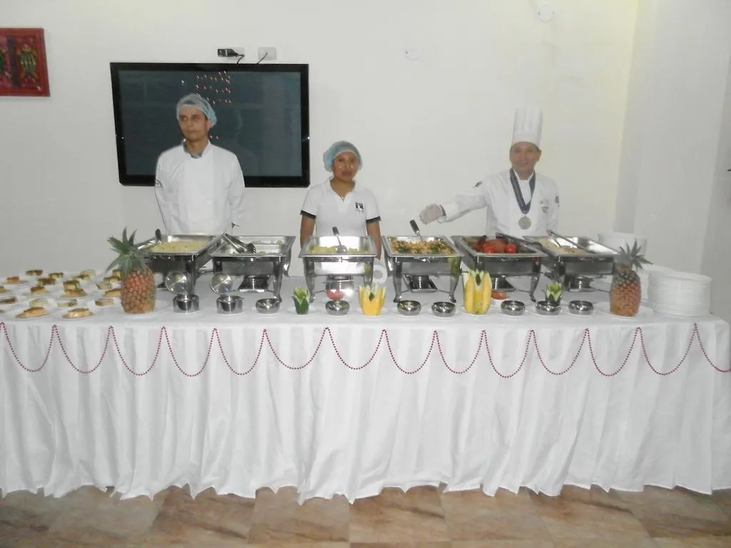 פורטו איורה Hotel Pelican Bay  פורטו איורה